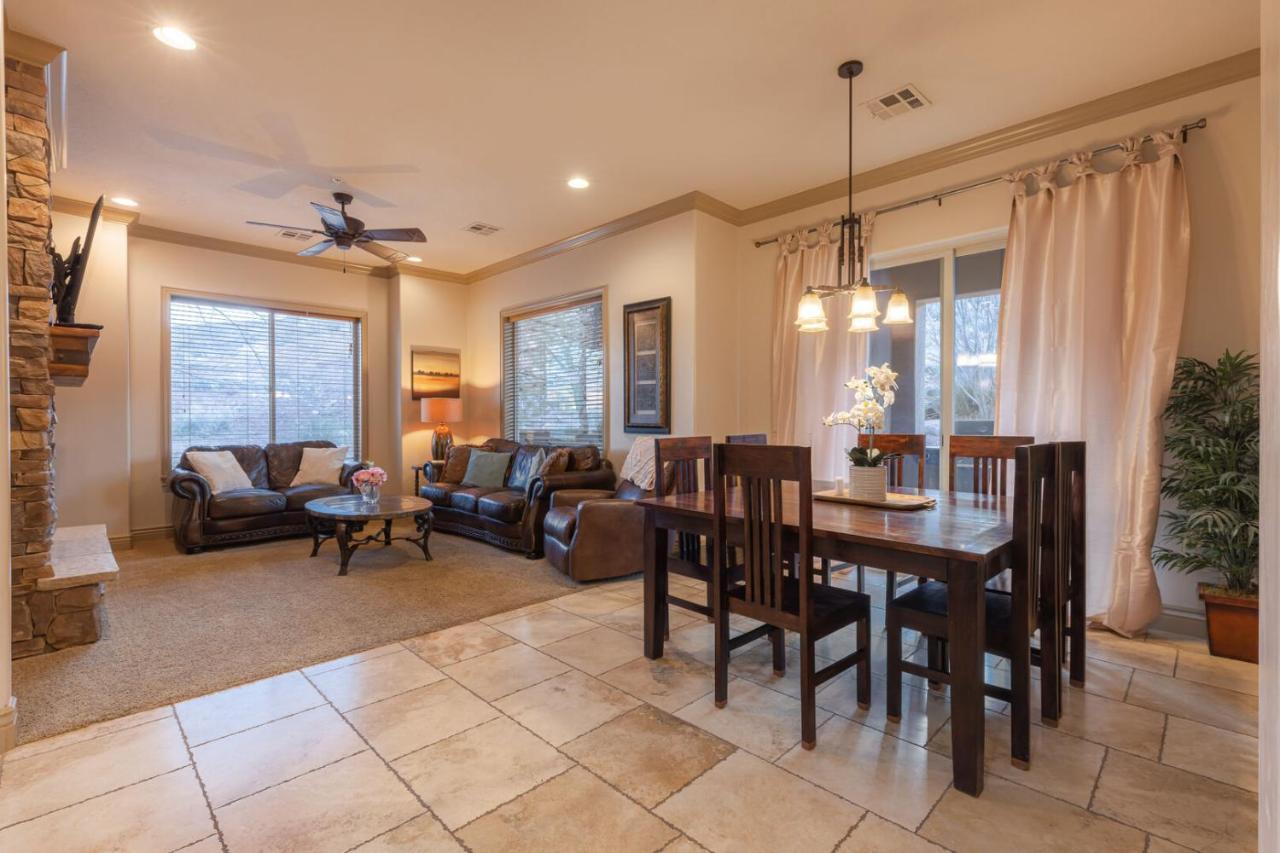 D5-Coral Springs Poolside-Ground Floor 3-Bedroom Hillside View Hurricane Rom bilde